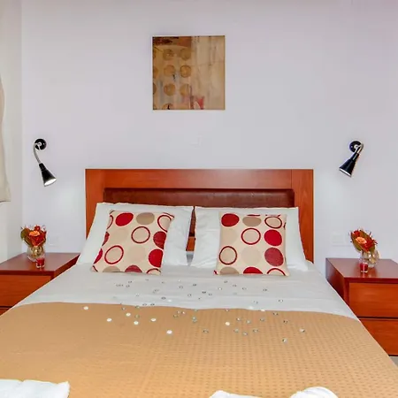 Erosaria Apartmanhotel Nikíti