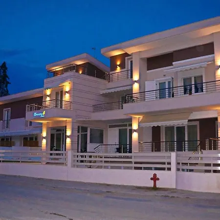 Erosaria Apartmanhotel Nikíti