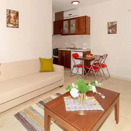 Erosaria Apartmanhotel 3*