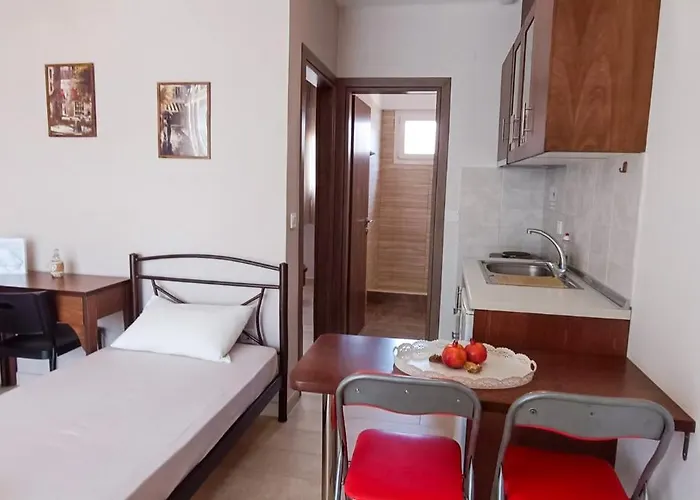 Erosaria 3*